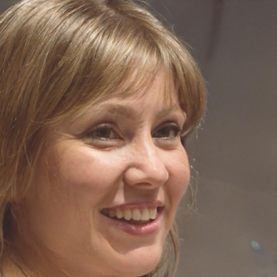 Teilnehmerin teilt ihre Erfahrung mit dem Finanzprogramm